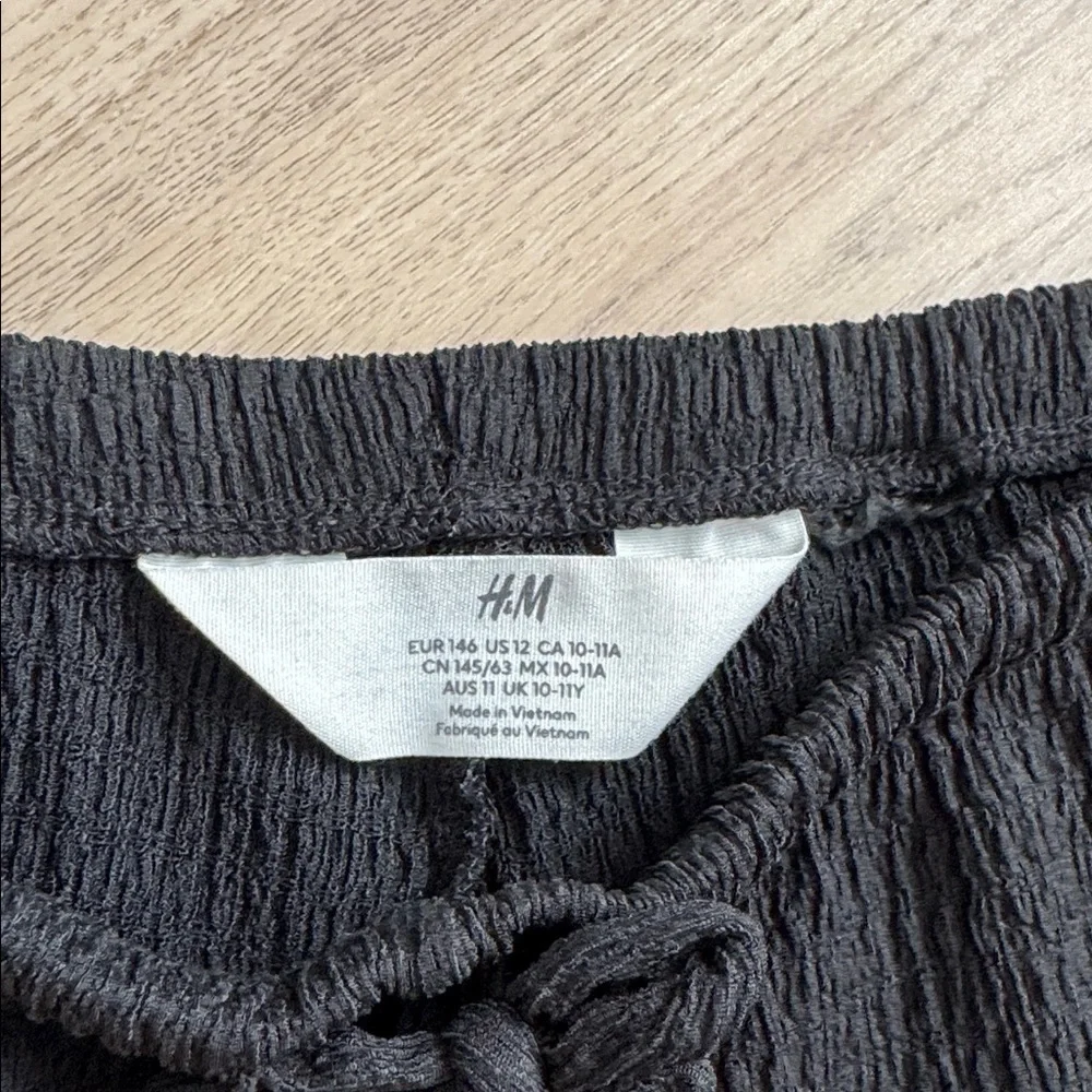 H&M wide leg🖤